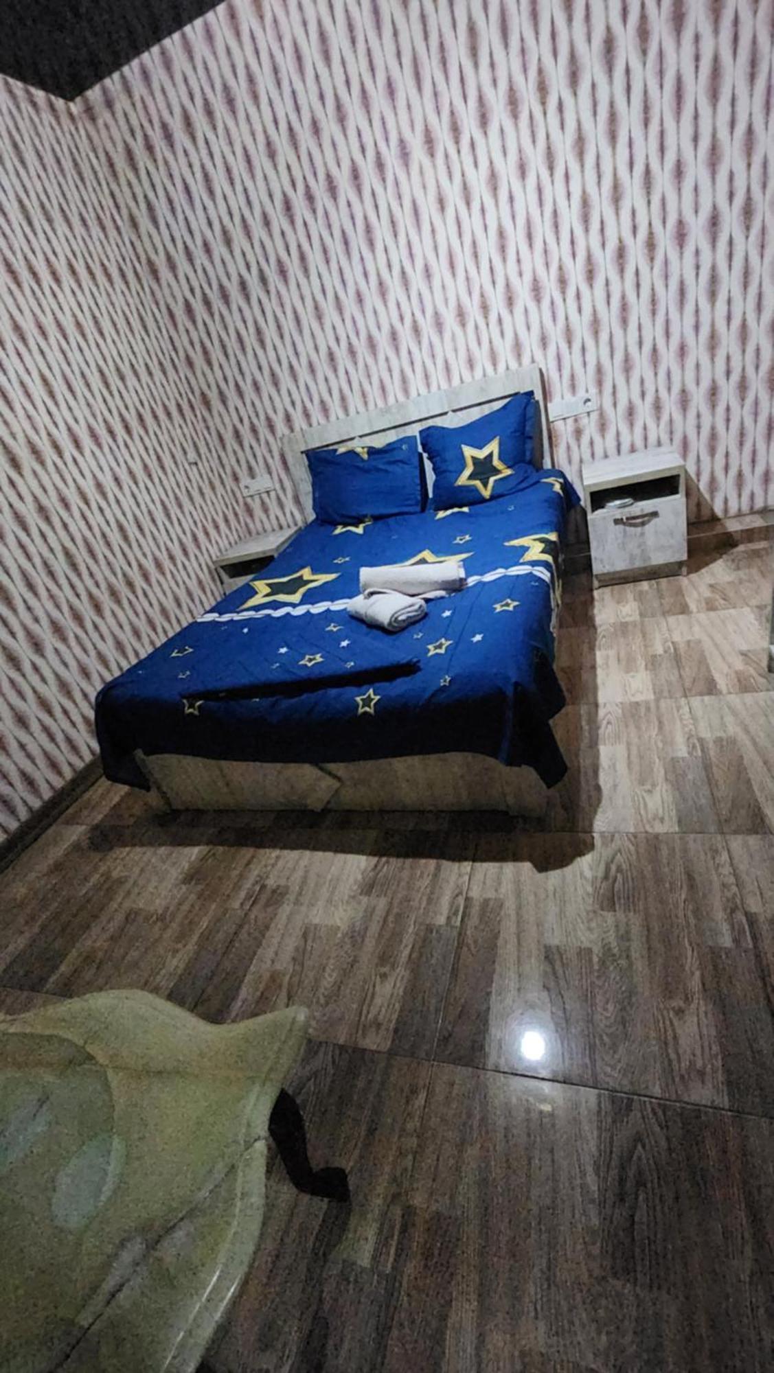Hotel ,,Mega" Tbilisi Exteriör bild