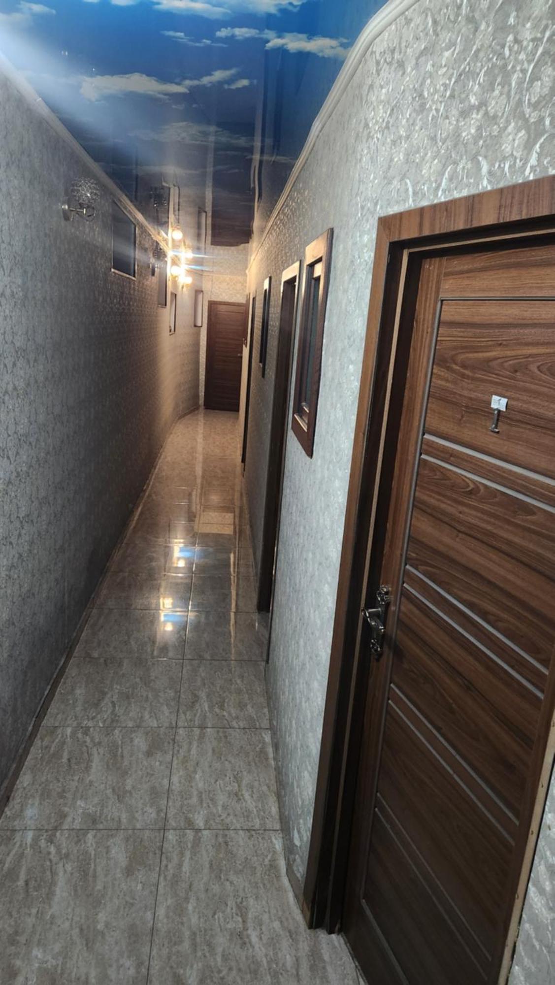 Hotel ,,Mega" Tbilisi Exteriör bild