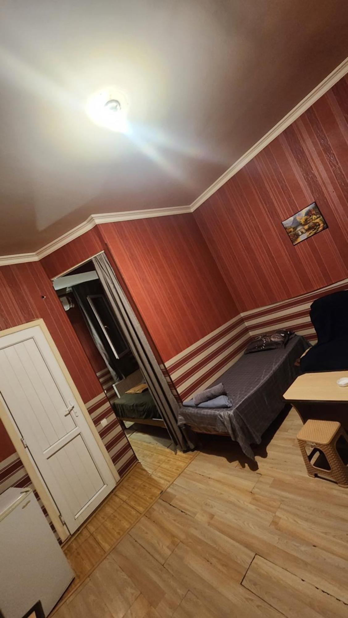 Hotel ,,Mega" Tbilisi Exteriör bild
